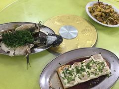 -红炎炎农家菜老字号(金水台店)