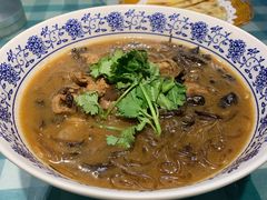 小鸡炖蘑菇-苏师傅菜馆(上沙店)