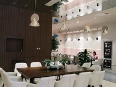 -钟书阁(群光广场店)