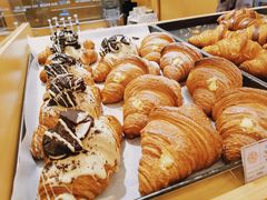 泡芙羊角包-OUR Bakery(SKP-S店)