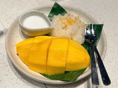 -Kub Kao Kub Pla (Terminal21)