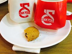 -HIGH FIVE哈福手工汉堡(桂林路店)