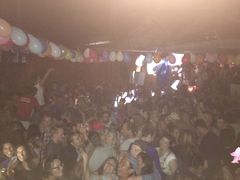 -乌托邦酒吧和餐厅