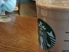 红茶咖啡拿铁鸳鸯-星巴克(福州长乐长山湖分店)