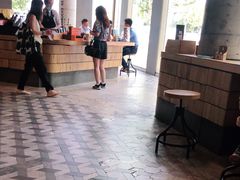-星巴克臻选(湖滨道店)