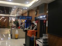 -大光明丽星VIP影城(昌里路杜比全景声店)