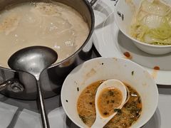 -红鼎豆捞·非遗鲍皇汤火锅(宝丰路店)