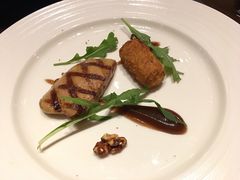 -恰餐厅及酒吧 CHAR Bar & Grill (北京丽都皇冠假日店)