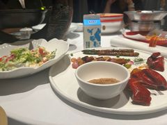 -皇冠明珠鱼翅楼(水上公园店)
