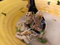 老鸭粉丝汤-龙咆汤包·手工现包小笼(拱北口岸店)