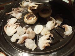 -明洞阿姨·韩式酱蟹烤肉·创意料理(三元桥店)