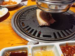 -唯成•韩国炭火烤肉 유성고기