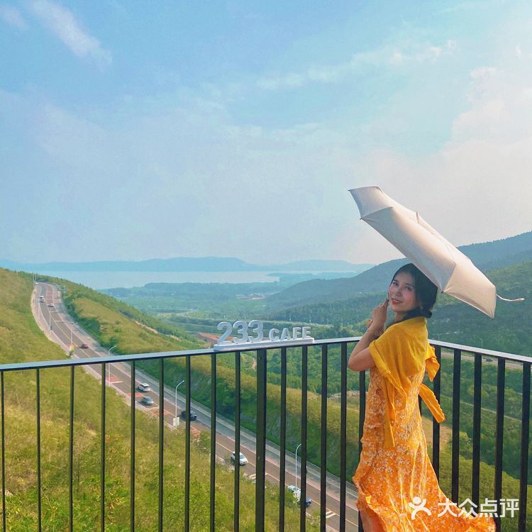 可以眺望山谷水库的咖啡厅⛰️