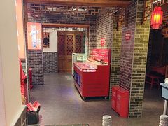 -欠火锅·水牛毛肚·团建聚餐·生日宴(何山路店)