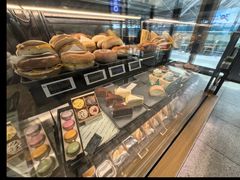 -星巴克(青岛火车北站候车大厅店)