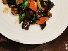 安格斯牛肉粒-环球港凯悦 · 享悦中餐厅