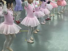 -Isee灰姑娘国际儿童艺术中心(BHGMall店)