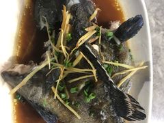 -四川小胡子海鲜(丁村万人海鲜广场店)