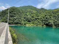 -西岭雪山大飞水景区