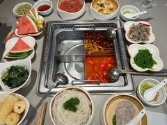-海底捞火锅(世豪广场店)