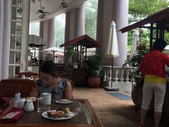 用早餐的地方-芽庄日出海滩水疗酒店