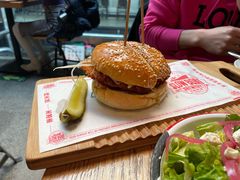 无鱼伦比汉堡-悠航SLOWBOAT(三里屯店)