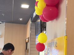 -麦当劳(卫星广场店)