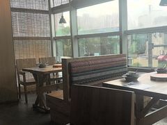 -蜜桃餐厅·伴山(湖滨商业街店)