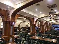 大堂-清真·玛丽亚新疆菜主题餐厅(浙江中路店)
