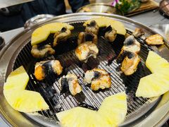 -围炉肉舍丹东海鲜烤肉·烤活鳗(步行街店)