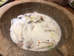 -滇香肴·云南菜蒸汽石锅鱼(云南北路店)