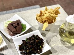 -墨脱石锅椰子鸡•香草鸭•东山羊(大东海店)