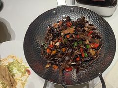 -鸽子侯·家宴·平价海鲜(绿地店)
