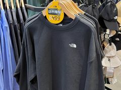 -百年港湾奥特莱斯(香炉礁店)