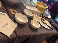 -粤尚腾香居中餐厅(首都机场希尔顿店)