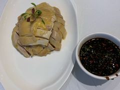 白斩桃园鸡-品悦酒店(三林古镇店)