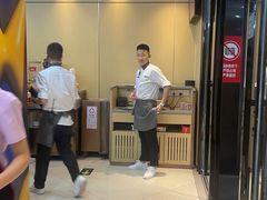 -海底捞火锅(银泰中心店)