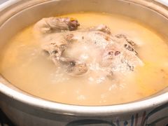 酸萝卜老鸭锅-gleeglee乐溢亦茶(合生汇店)