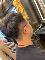 -海文先生国潮烫染男士理发馆