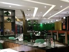 大堂-刘胖子家常菜·蹄花焖藕(兴业店)