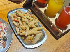 -马路牙子烧烤音乐酒馆(望京店)