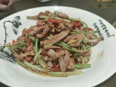 -湘潭九龙鱼头店(城南西路店)