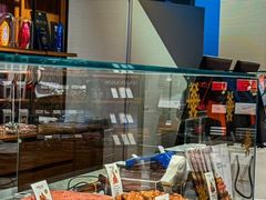 -Laderach 莱德拉(上海环贸iapm店)