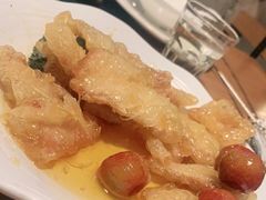 -山楂树融合菜餐厅
