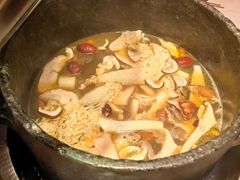 -芸山季·云南山珍菌火锅(人民广场来福士店)