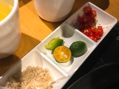 -洪氏嗨捞·广东猪肚鸡·椰子鸡火锅(西咸万象城店)
