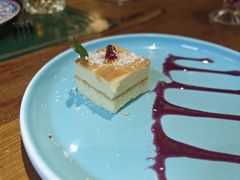 -米德维奇俄式西餐厅(西六道街店)