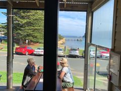-12 Rocks Beach Bar Cafe