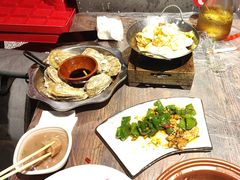 -老街烧烤大排档·地道湖北菜·龙虾馆(汉口火车站店)
