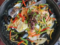 西班牙墨鱼汁烩饭2至3人-香格里拉鱼跃地中海西餐厅·牛排披萨